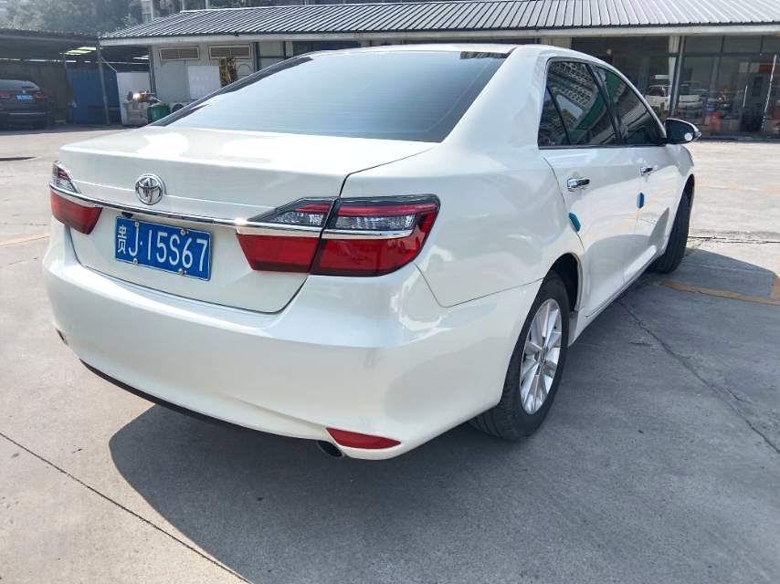 Toyota Camry 2.0E Elite