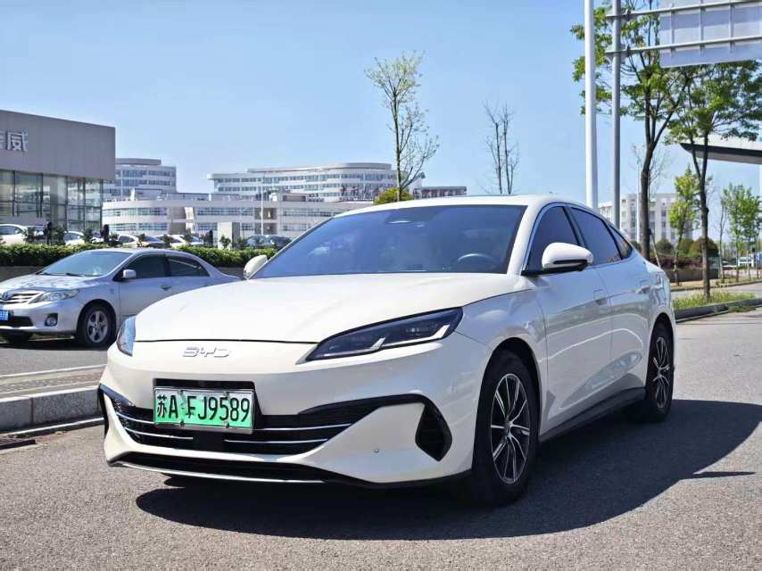 BYD 06 New Energy DM i 120KM