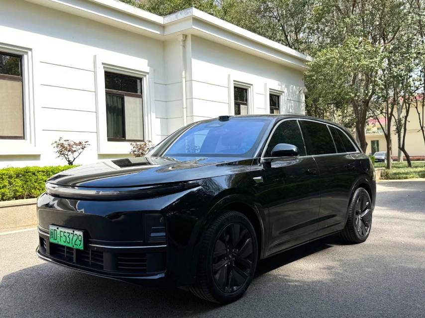Li Auto L (Liter) 7 Ultra