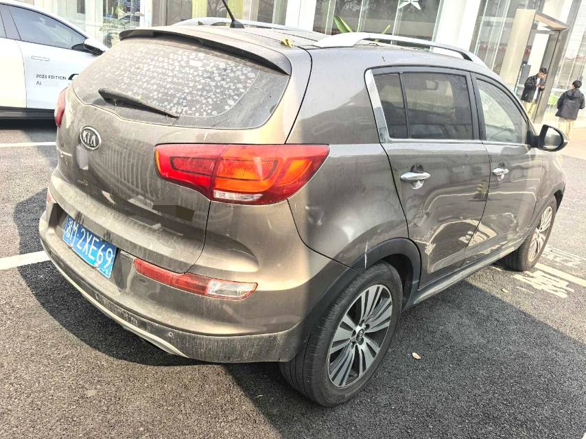 Kia Sportage 2,0 л, АКПП, передний привод, DLX