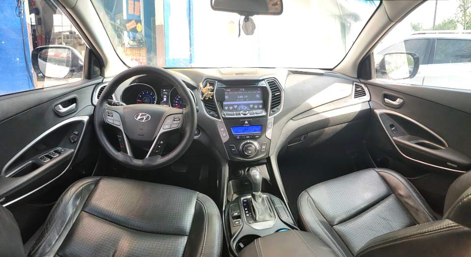 胜达 Model Year 2.4L 自动两驱智能型