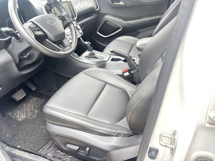 北京现代 ix 35 Model Year 2.0L 自动两驱智勇 畅享版