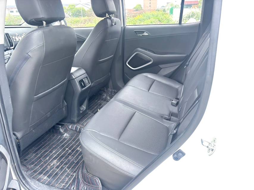 北京现代 ix 35 Model Year 2.0L 自动两驱智勇 畅享版