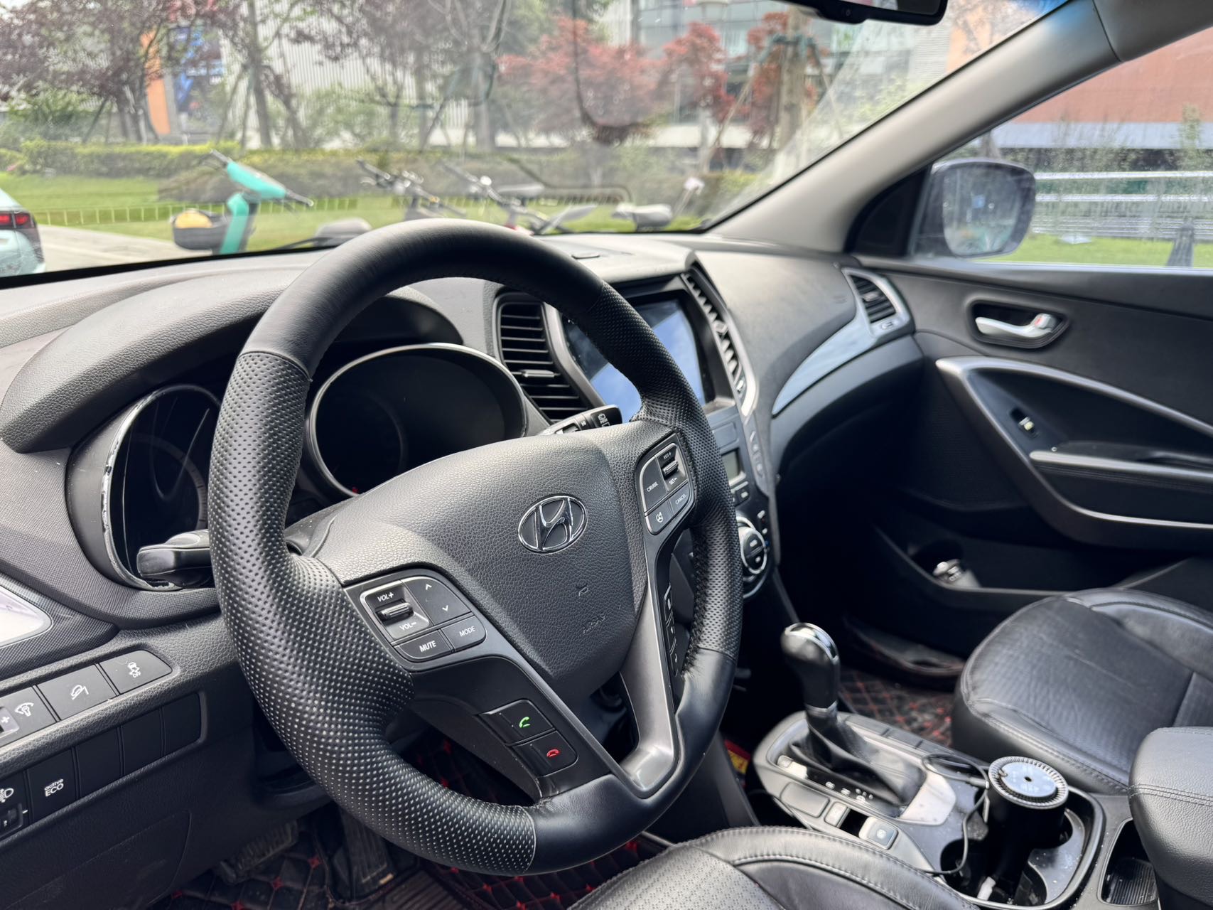 胜达 Model Year 2.4L 自动两驱智能型