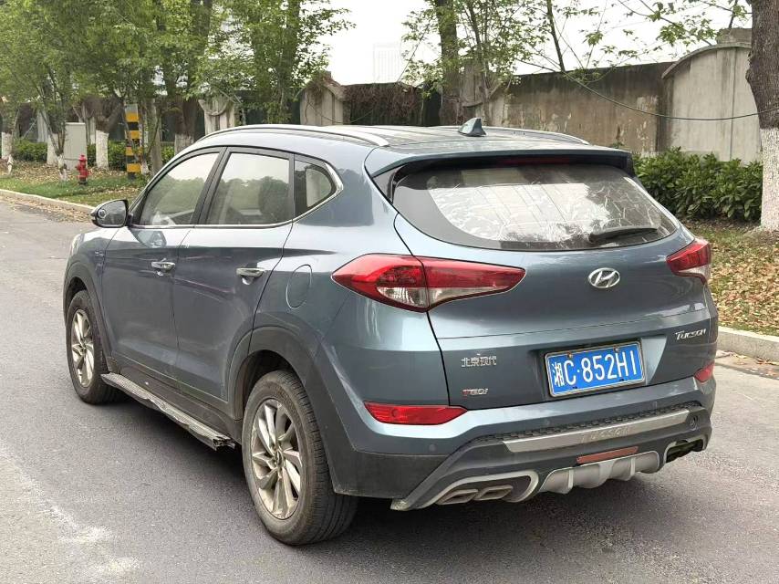 途胜 Model Year 1.6T 双离合两驱智能型