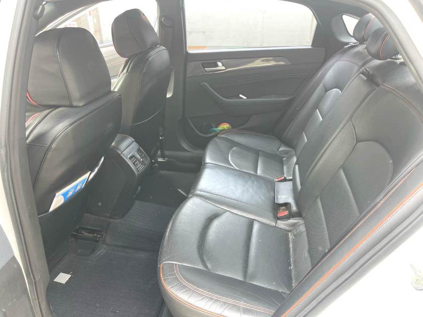 索纳塔 Model Year 1.6T GLS 智能型