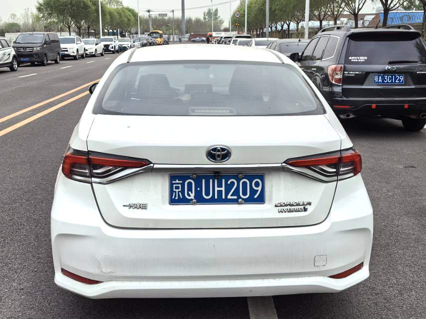 卡罗拉 Model Year 双擎 1.8L E CVT 先锋版