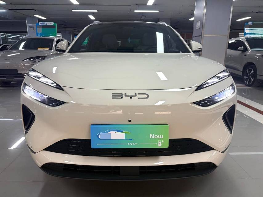 BYD 06 — электромобиль на альтернативном топливе, версия 605 Pro