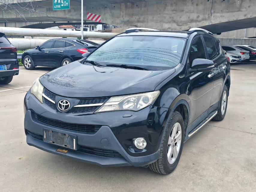 RAV 4 荣放 Model Year 2.5L 自动四驱精英版
