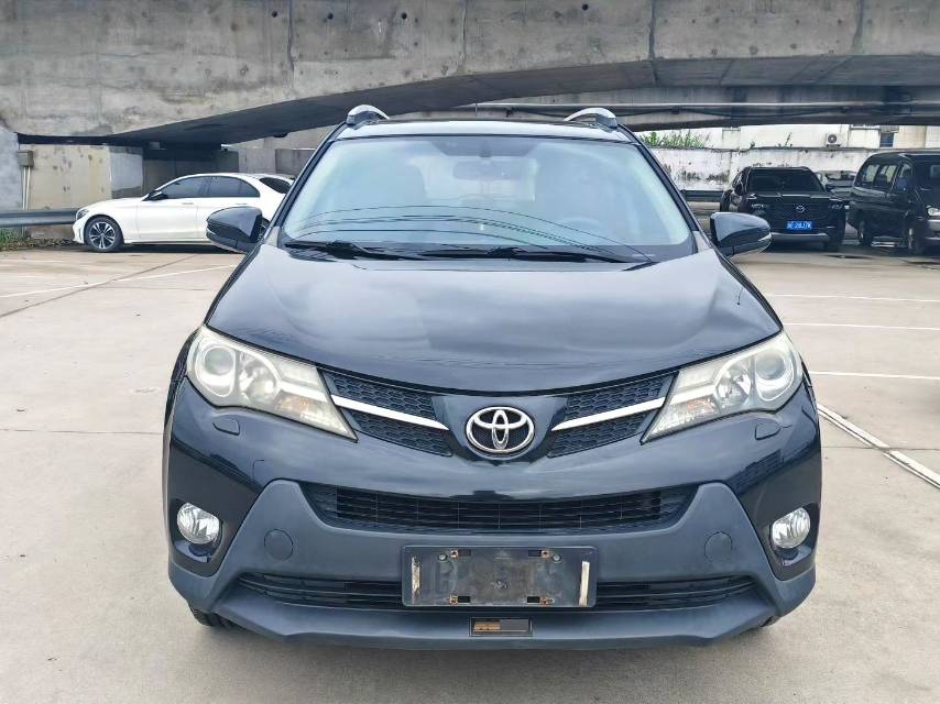 RAV 4 荣放 Model Year 2.5L 自动四驱精英版