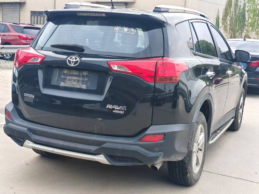 RAV 4 荣放 Model Year 2.5L 自动四驱精英版