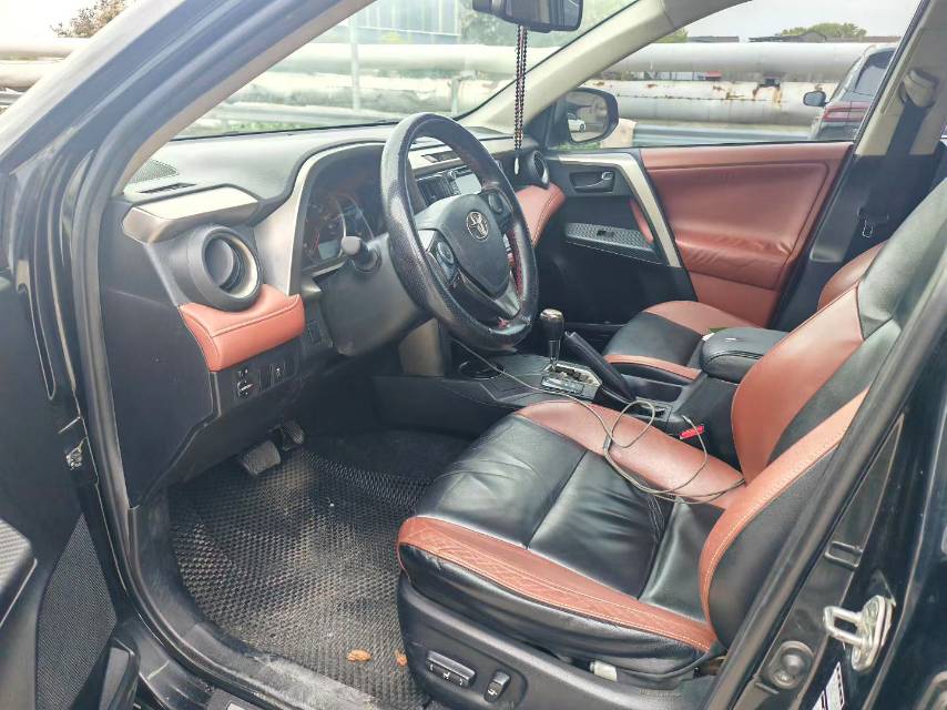 RAV 4 荣放 Model Year 2.5L 自动四驱精英版