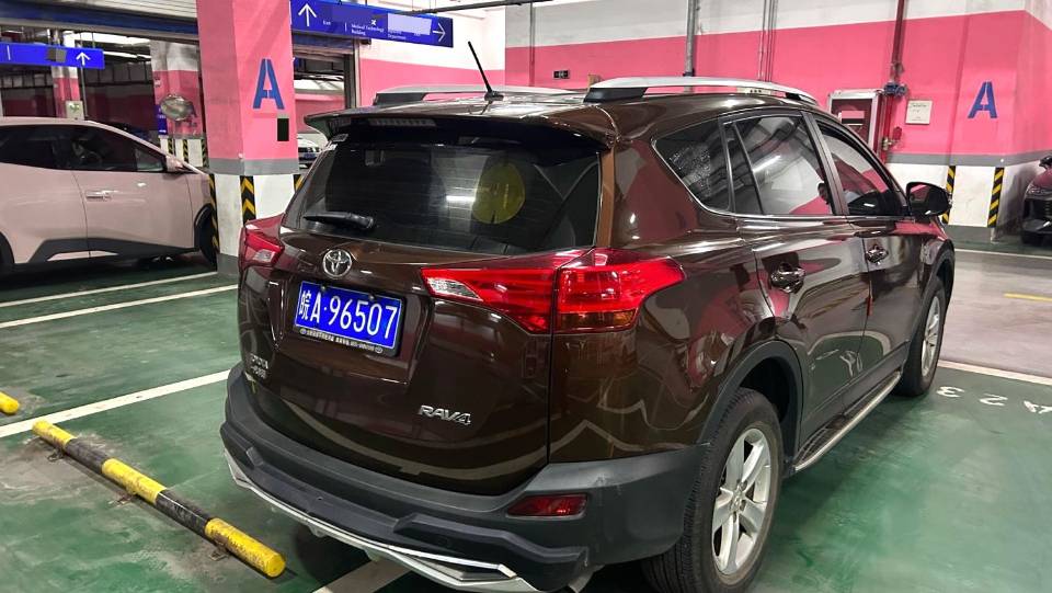 RAV 4 荣放 Model Year 2.0L CVT 两驱都市版