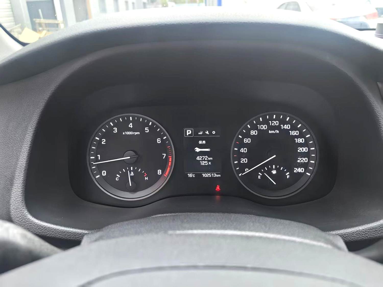 途胜 Model Year 1.6T 双离合两驱智能型