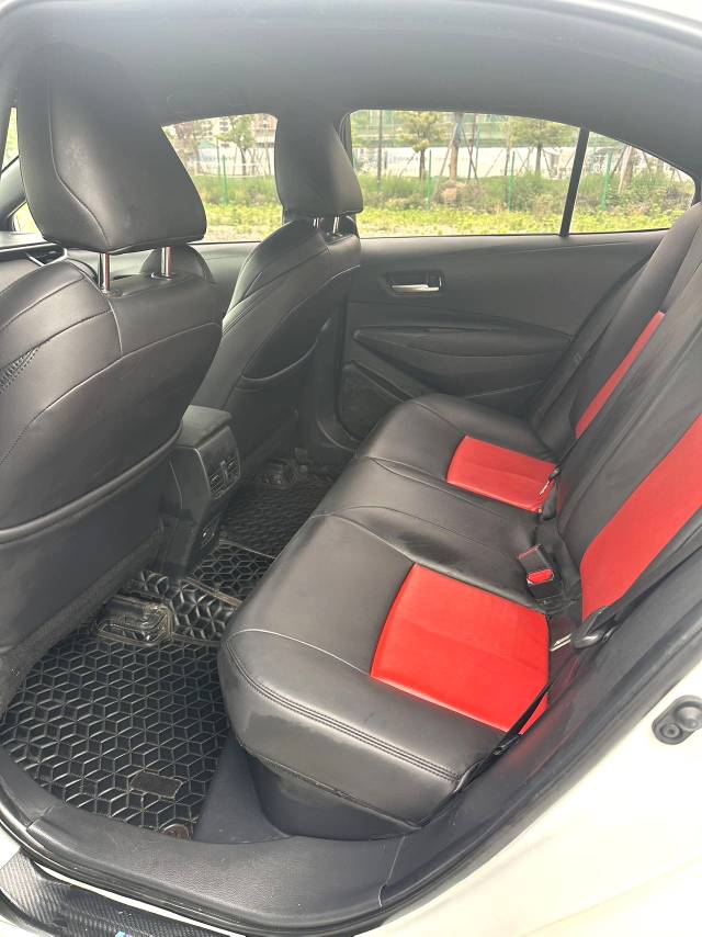 雷凌 Model Year 双擎 1.8H E CVT 豪华版