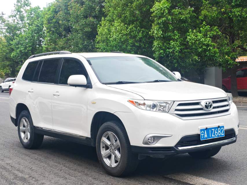 Toyota Highlander 2.7L 2WD 5 Elite