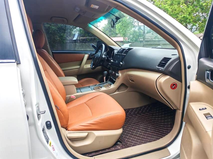 Toyota Highlander 2,7 л, 2WD, 5-местная версия Elite