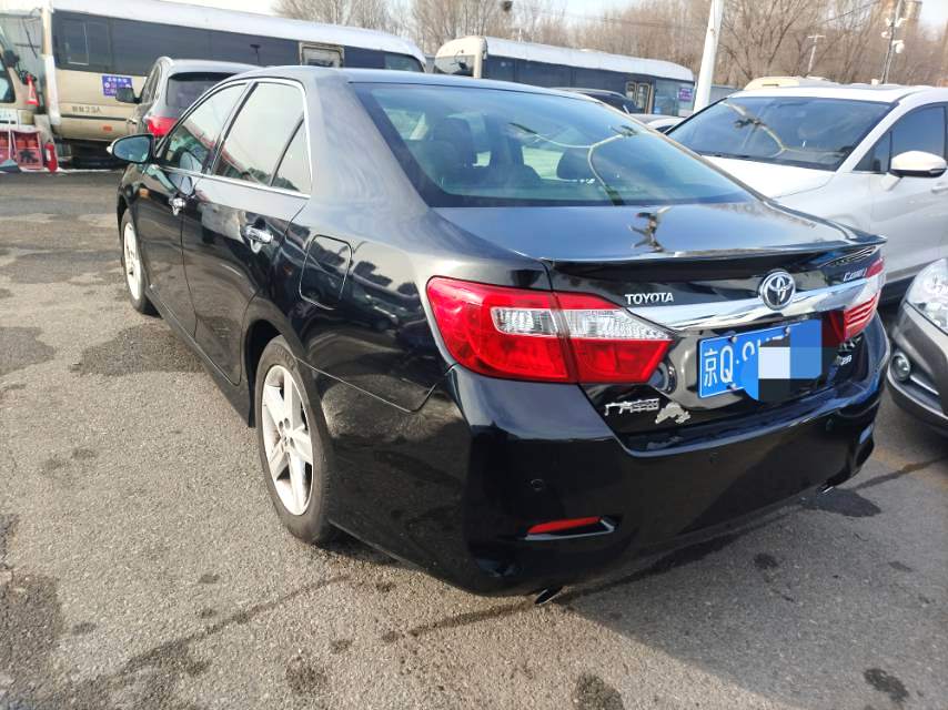 Toyota Camry 2.0S