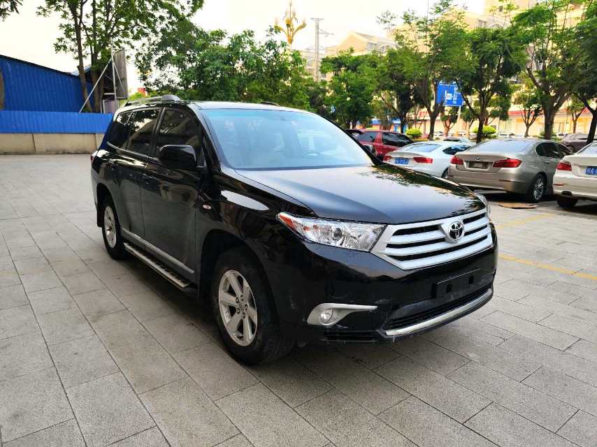 Toyota Highlander 2.7L 2WD 5 Elite