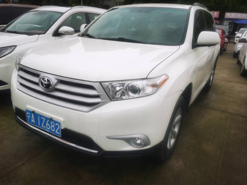 Toyota Highlander 2.7L 2WD 5
