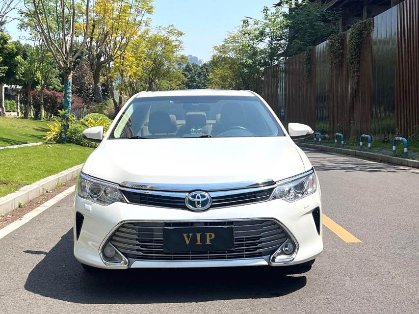 Toyota Camry Hybrid 2.5HQ Flagship