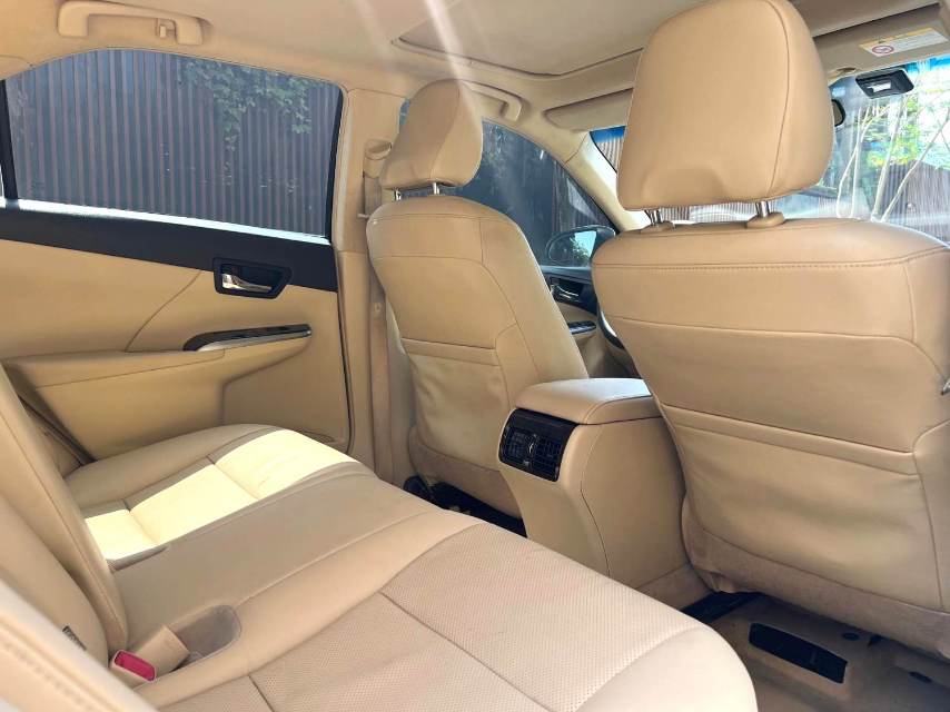 Флагман Toyota Camry Hybrid 2.5HQ