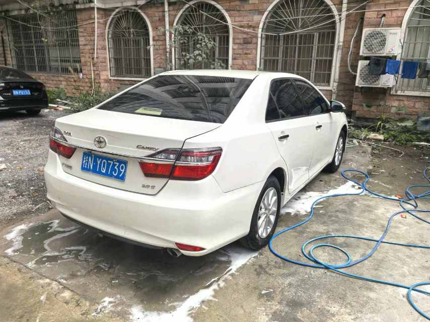 Toyota Camry 2.0E Elite