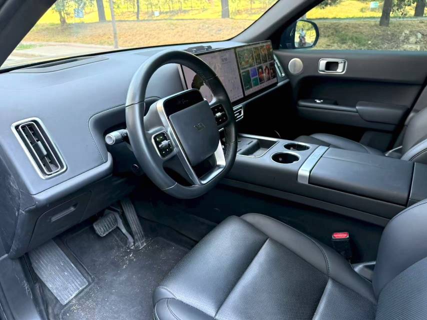 Li Auto L (Liter) 7 Max
