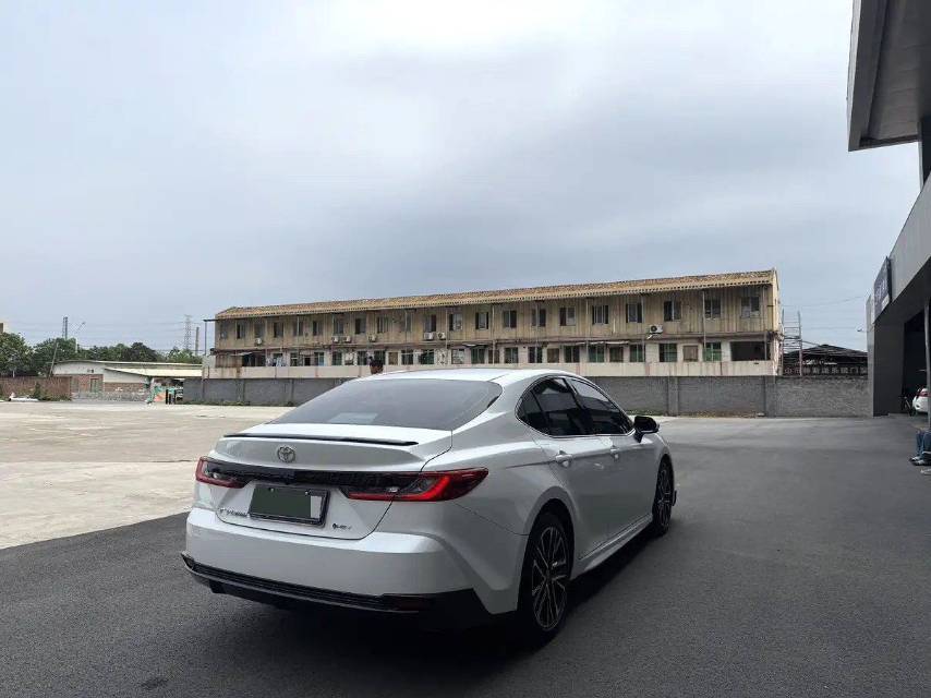 凯美瑞 Model Year 双擎 2.0HSE 运动 Lite Version