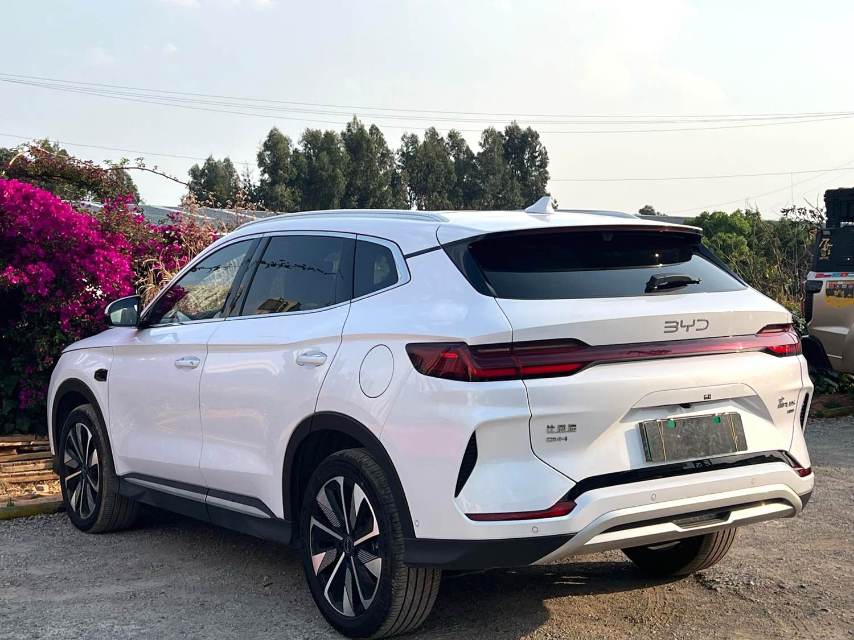 BYD PLUS New Energy DM i 112KM