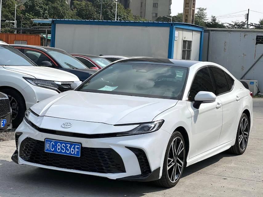 Toyota Camry 2.0S