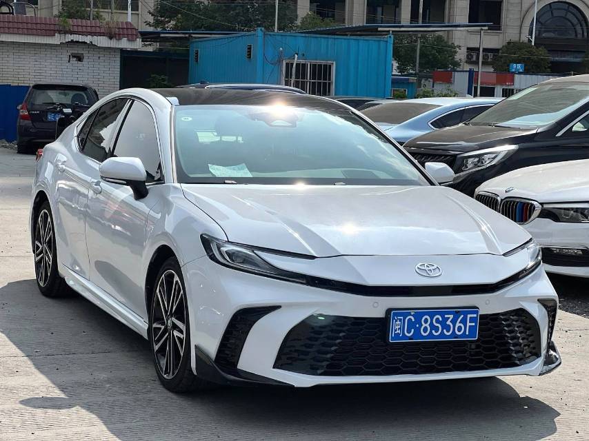 Toyota Camry 2.0S