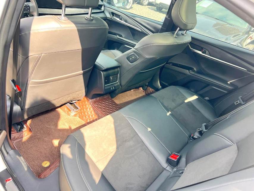 Toyota Camry 2.0S