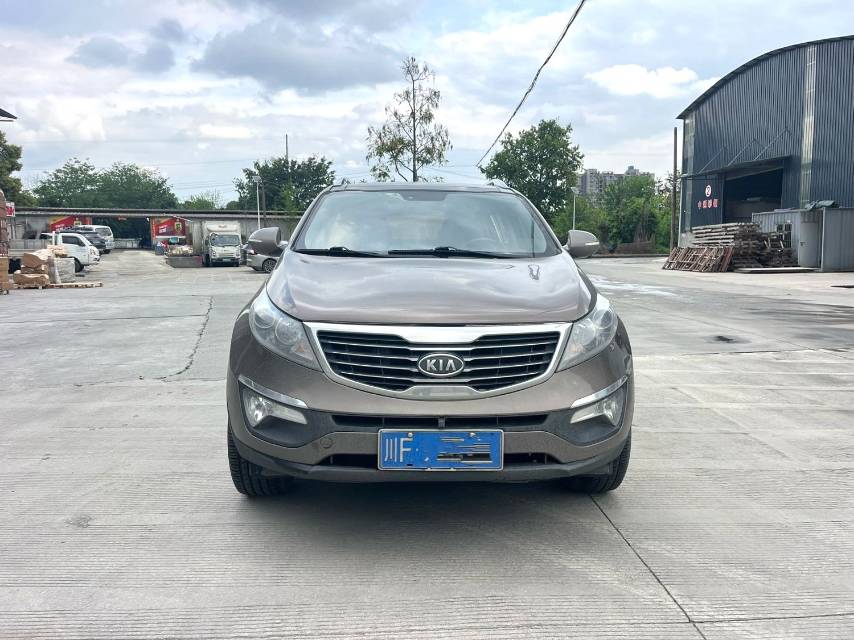 Kia Sportage 2,0 л, АКПП, передний привод, GL