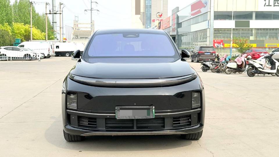 Li Auto L (Liter) 7 Pro