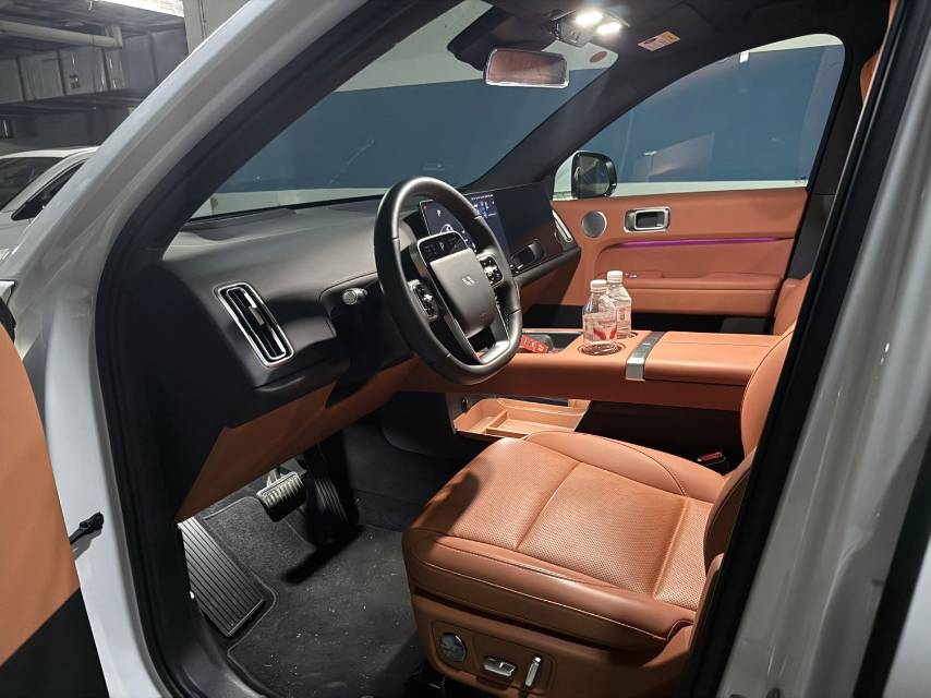 Li Auto L (литр) 6 Pro