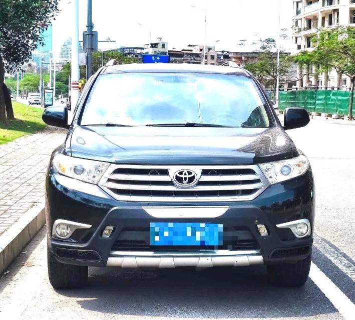 Toyota Highlander 2.7L 2WD 7 Elite