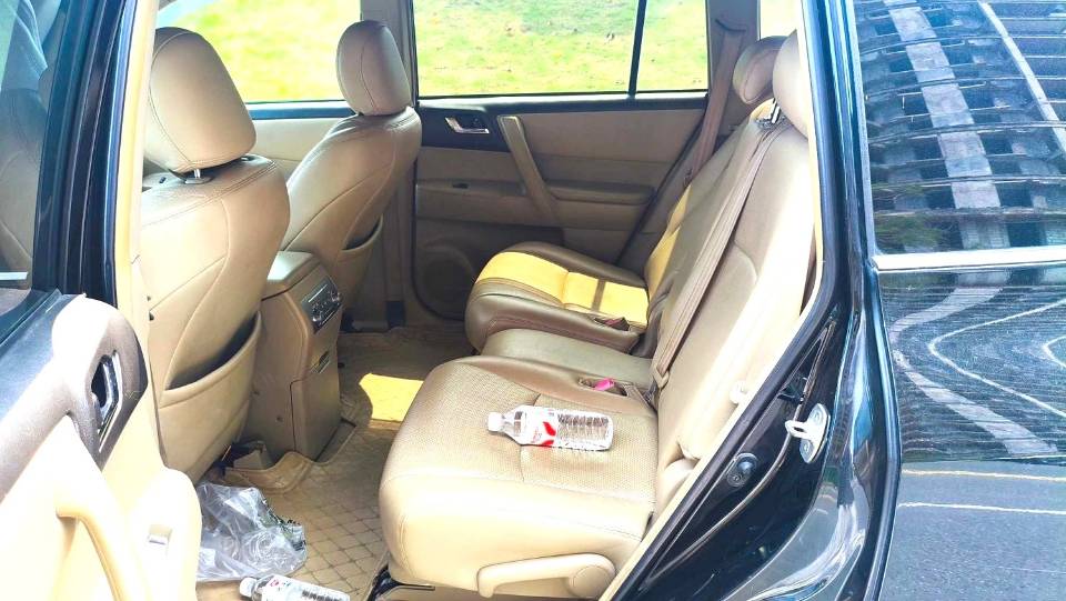汉兰达 Model Year 2.7L 2WD 7 座精英版