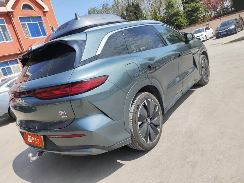 BYD L (Liter) DM 175KM