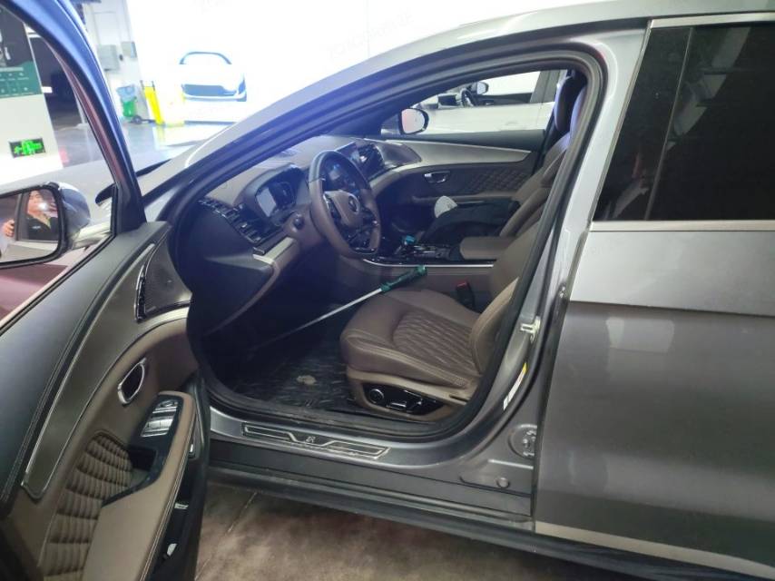 BYD DM i 121KM