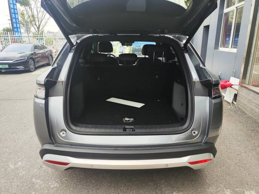 宋 L (Liter) DM i Model Year 智驾版 112km 超越型