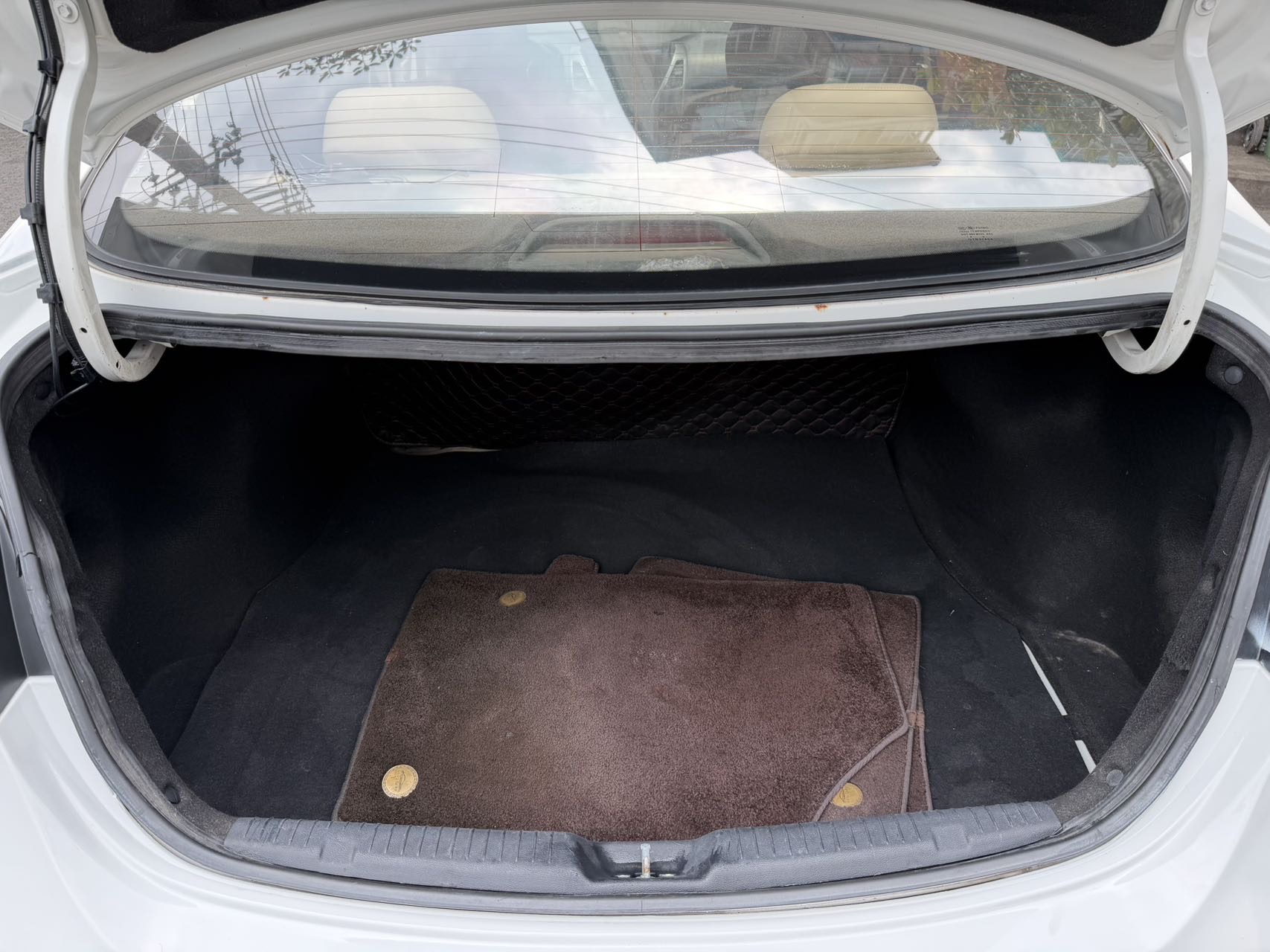 朗动 Model Year 1.6L 自动领先型