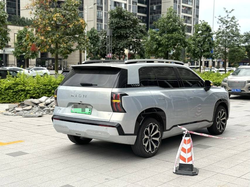 AION V Model Year 埃安霸王龙 650 智豪版