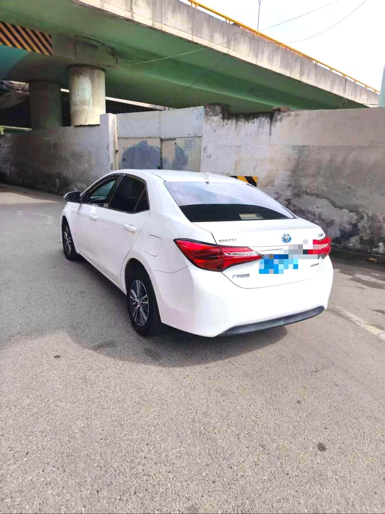 Toyota Levin Hybrid 1.8H GS E CVT