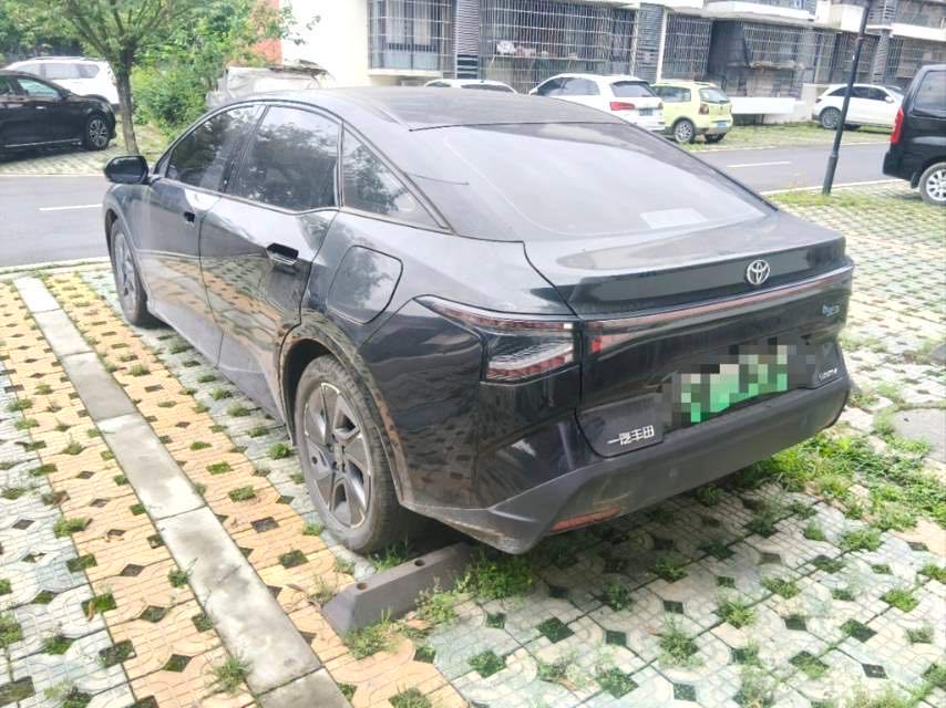 Toyota bZ 3 517km PRO