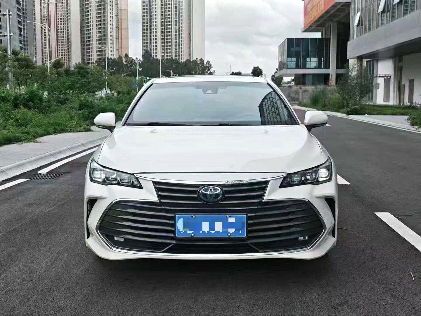 亚洲龙 Model Year 双擎 2.5L 豪华版 国 V