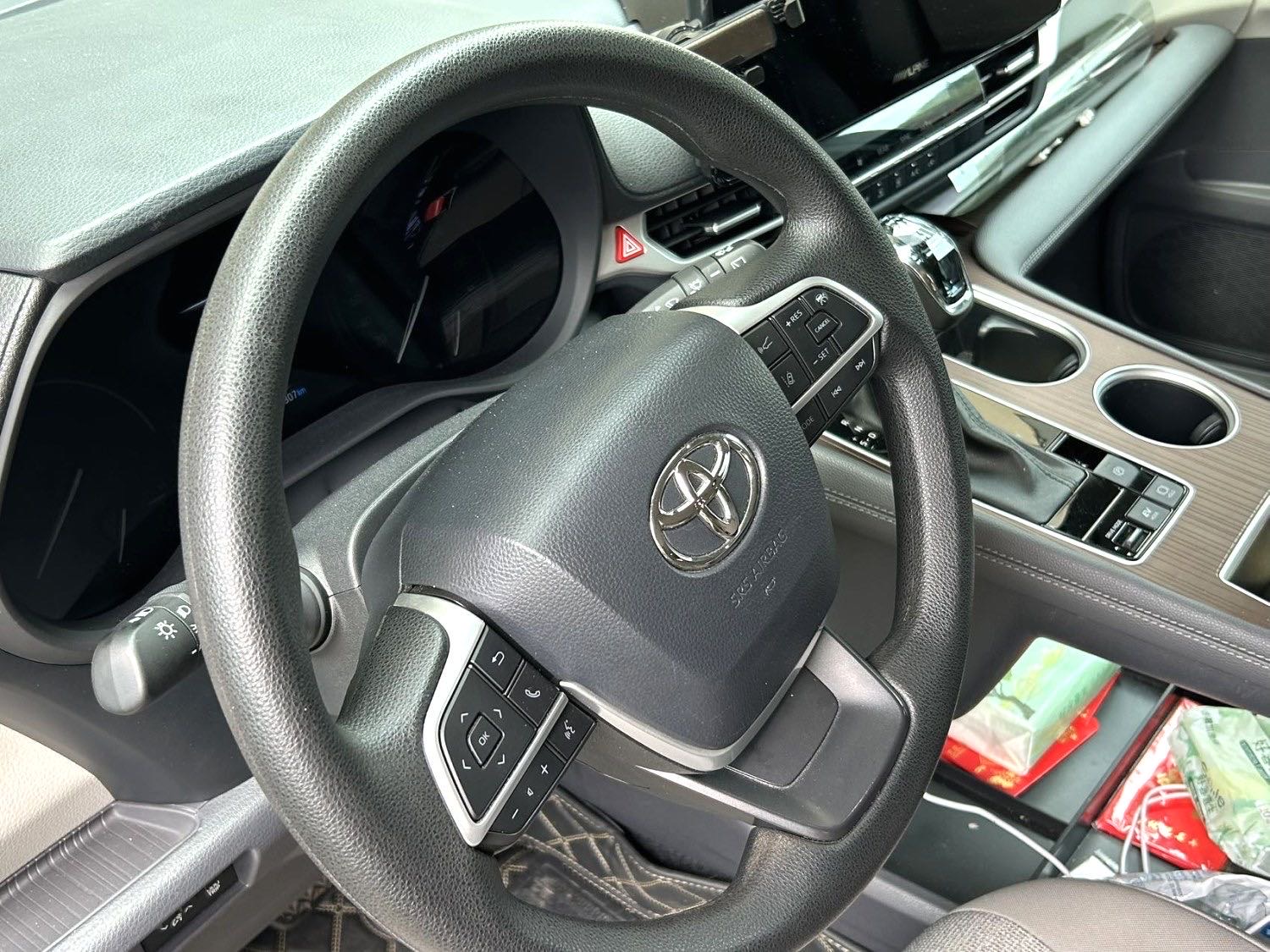 Toyota SIENNA 2.5L Hybrid