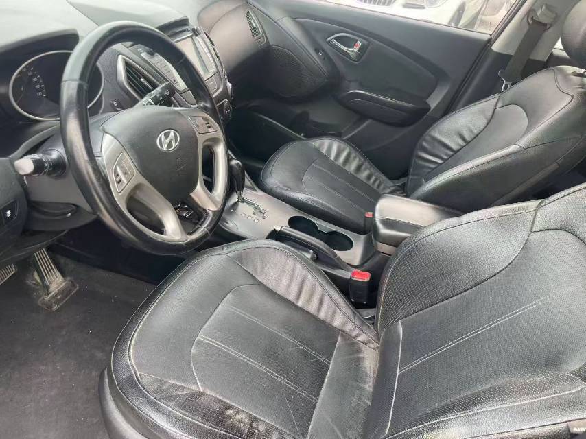 北京现代 ix 35 Model Year 2.0L 自动两驱领先型 国 V