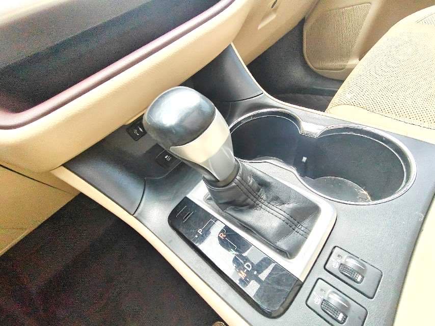 汉兰达 Model Year 2.0T 四驱豪华版 7 Seats
