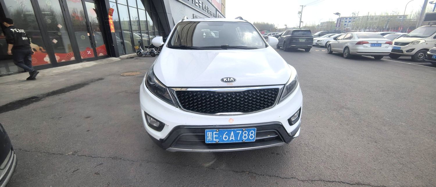 Kia Sportage 2,0 л, АКПП, передний привод, GL